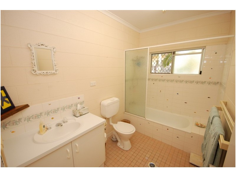 73 Resolution Drive, Bentley Park QLD 4869