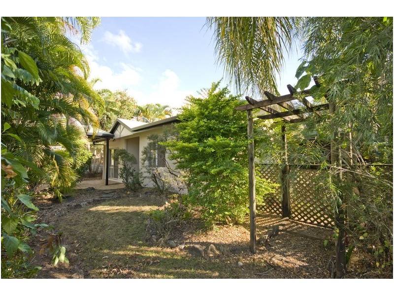 73 Resolution Drive, Bentley Park QLD 4869