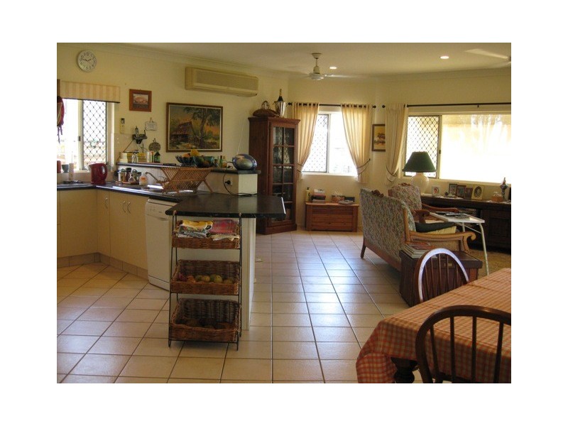 Bentley Park QLD 4869