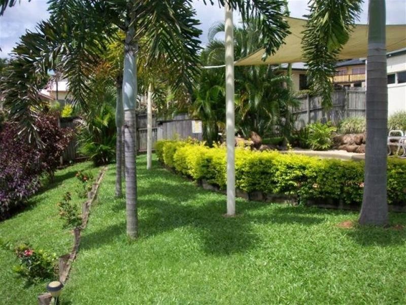 Bentley Park QLD 4869