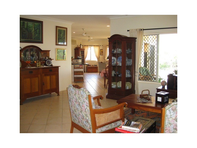 Bentley Park QLD 4869