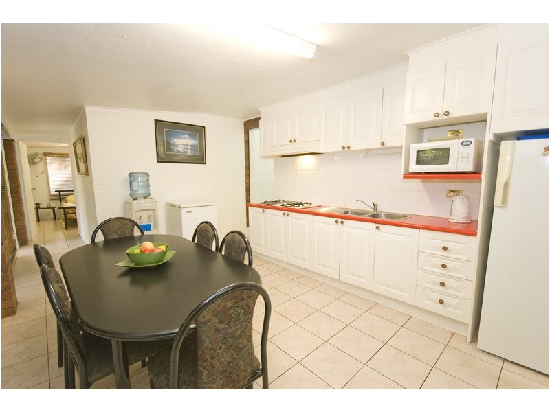 17 Carnation Drive, Mooroobool QLD 4870