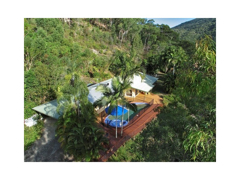 2266 Pine Creek Road, Cairns QLD 4870