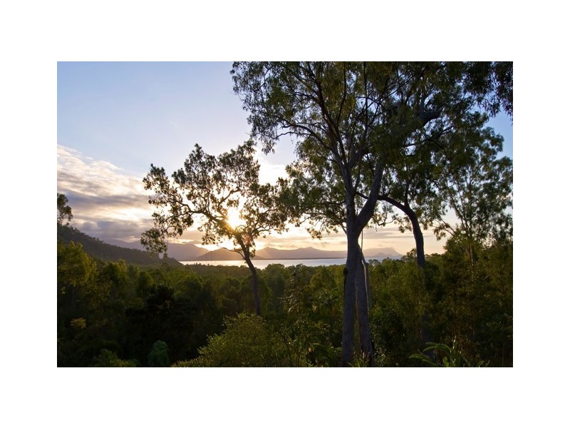 2266 Pine Creek Road, Cairns QLD 4870