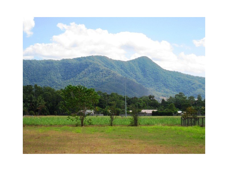 21 Carruthers Street, Edmonton QLD 4869