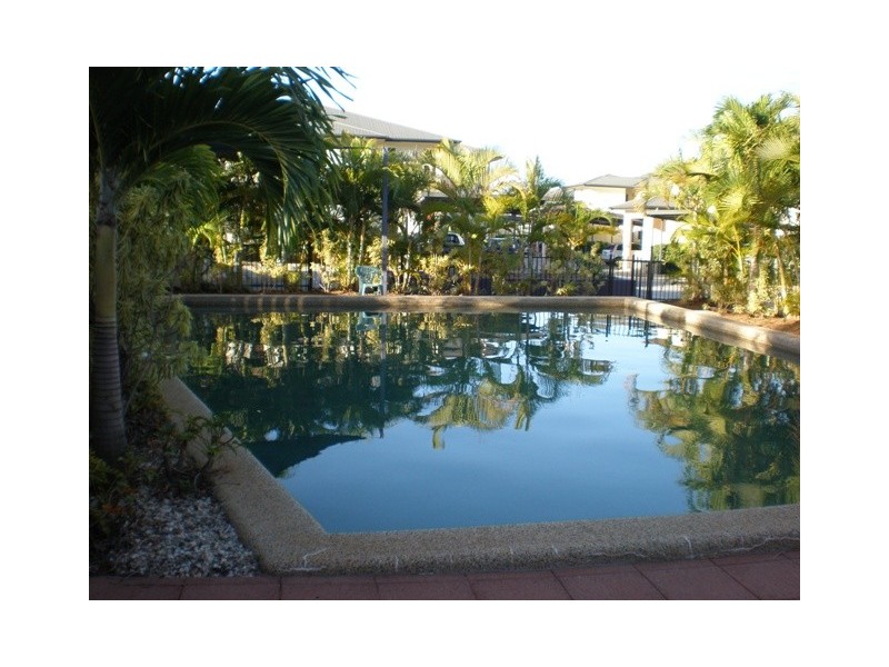 32/58 Intake Road, Redlynch QLD 4870