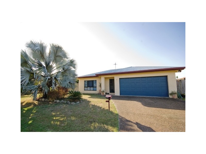 7 Avoch Court, Edmonton QLD 4869