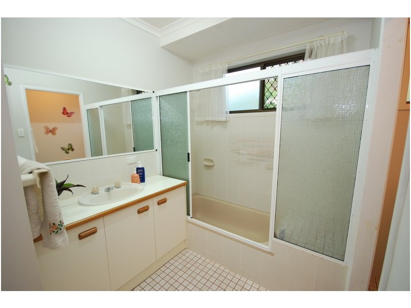 13 Sandpiper Court, Bayview Heights QLD 4868