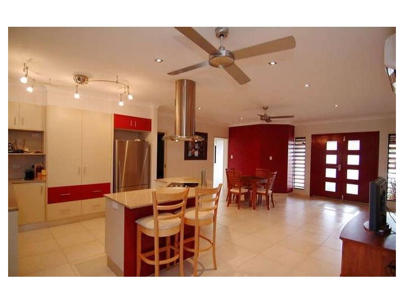 5 Tin Sang Close, Edmonton QLD 4869