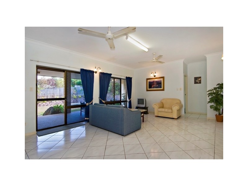 11  Toona Terrace, Redlynch QLD 4870