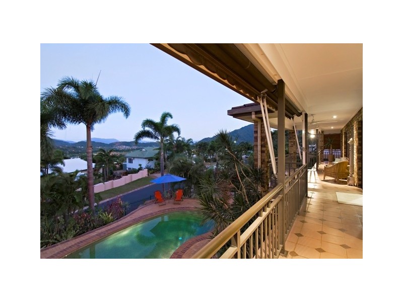 38 Eugenia Crescent, Redlynch QLD 4870