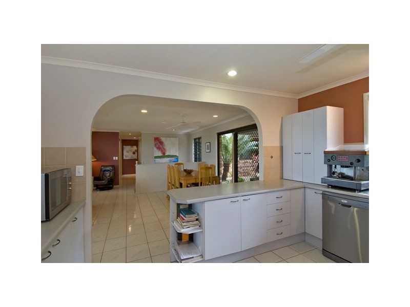 38 Eugenia Crescent, Redlynch QLD 4870