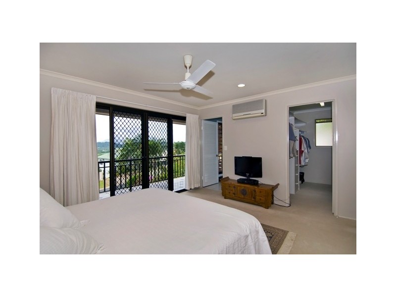 38 Eugenia Crescent, Redlynch QLD 4870