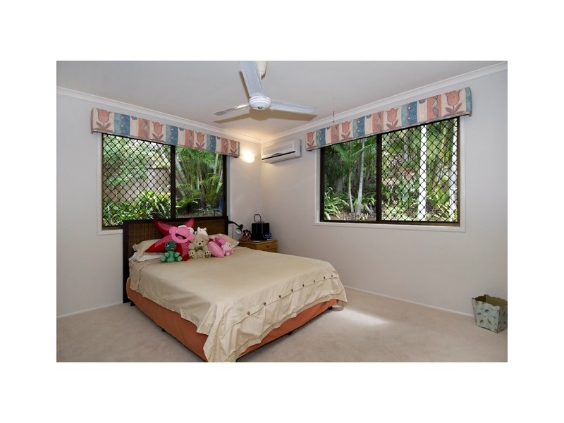 38 Eugenia Crescent, Redlynch QLD 4870