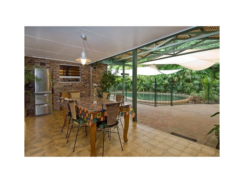 101 Harvey Road, Redlynch QLD 4870