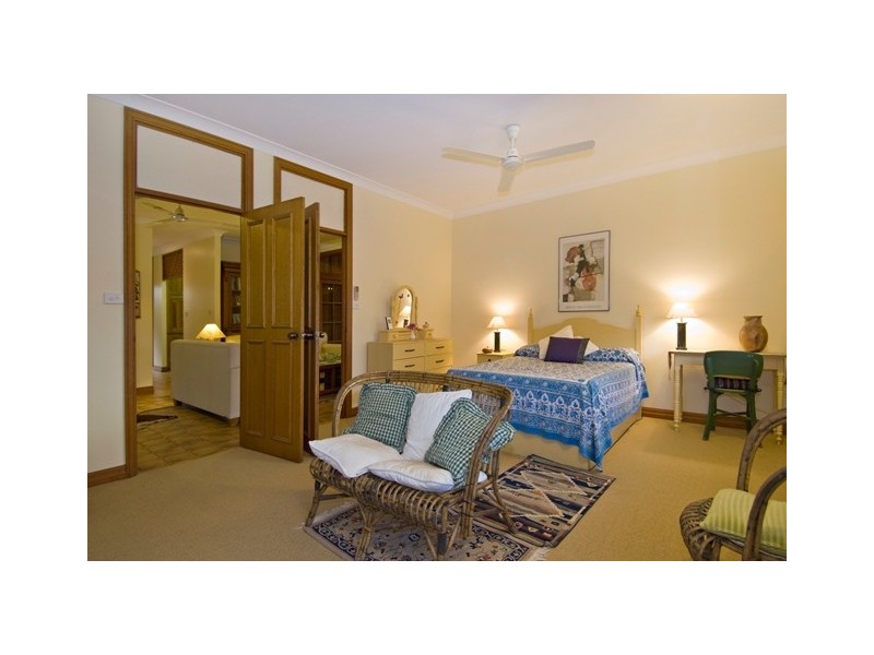 101 Harvey Road, Redlynch QLD 4870