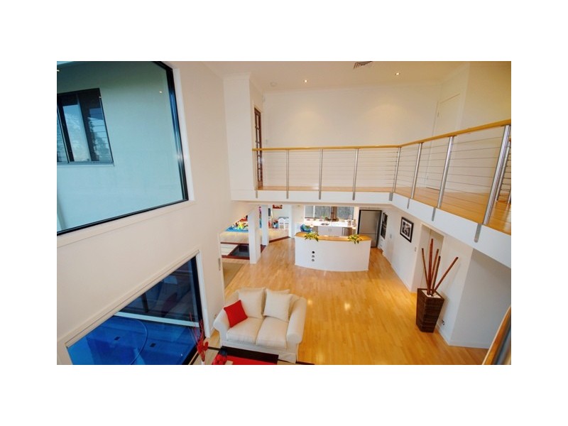 8 The Peak, Brinsmead QLD 4870