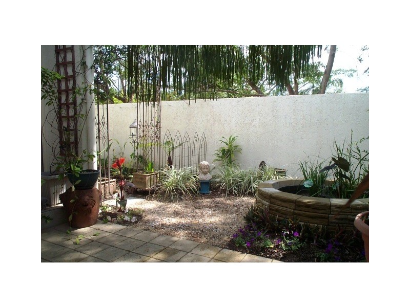 16/15 -19 Thomas Street, Cairns North QLD 4870