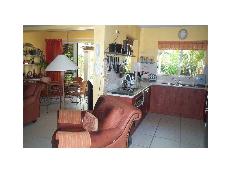 16/15 -19 Thomas Street, Cairns North QLD 4870