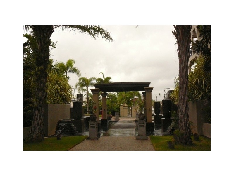 273/13 Mann Street, Westcourt QLD 4870