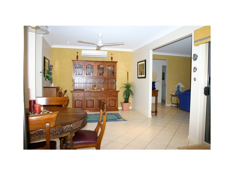 15 Knight Road, Smithfield QLD 4878