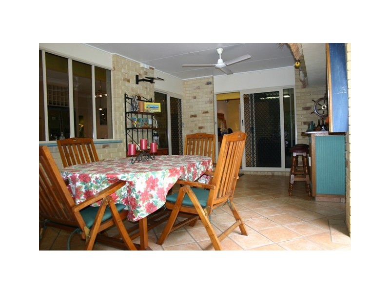 15 Knight Road, Smithfield QLD 4878