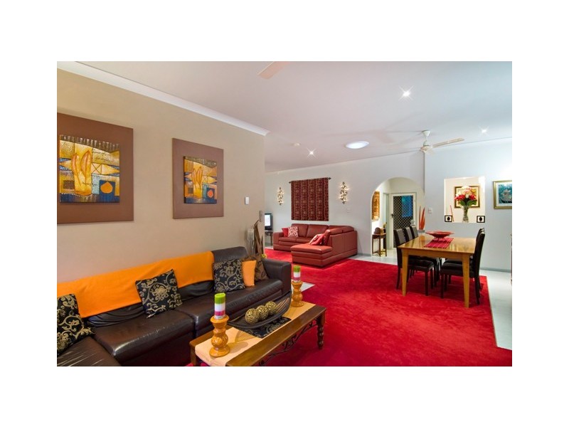 Bentley Park QLD 4869