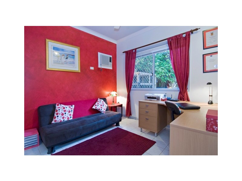 Bentley Park QLD 4869