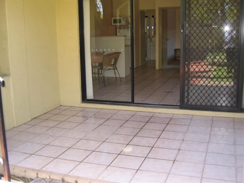 1/163 Buchan Street, Cairns QLD 4870