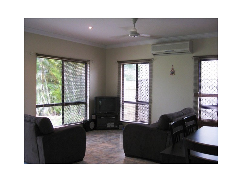 Bentley Park QLD 4869