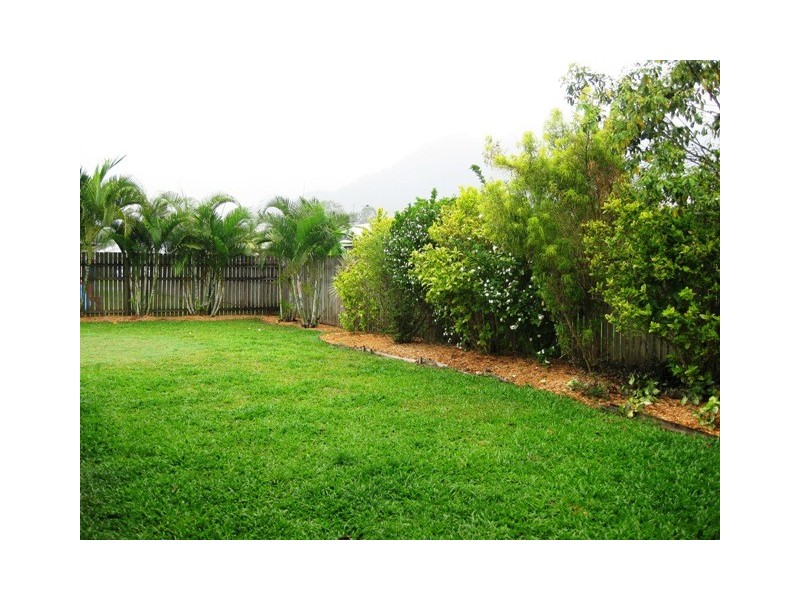 Bentley Park QLD 4869