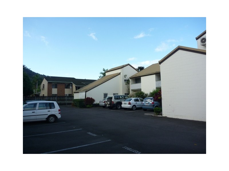 3/116 Greenslopes Street, Edge Hill QLD 4870
