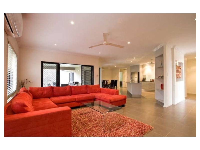 Bentley Park QLD 4869