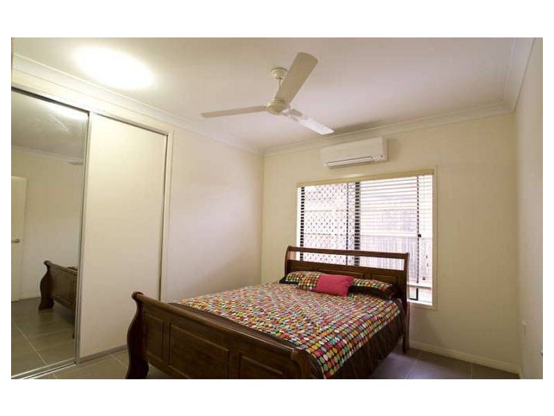 Bentley Park QLD 4869