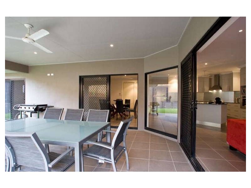 Bentley Park QLD 4869