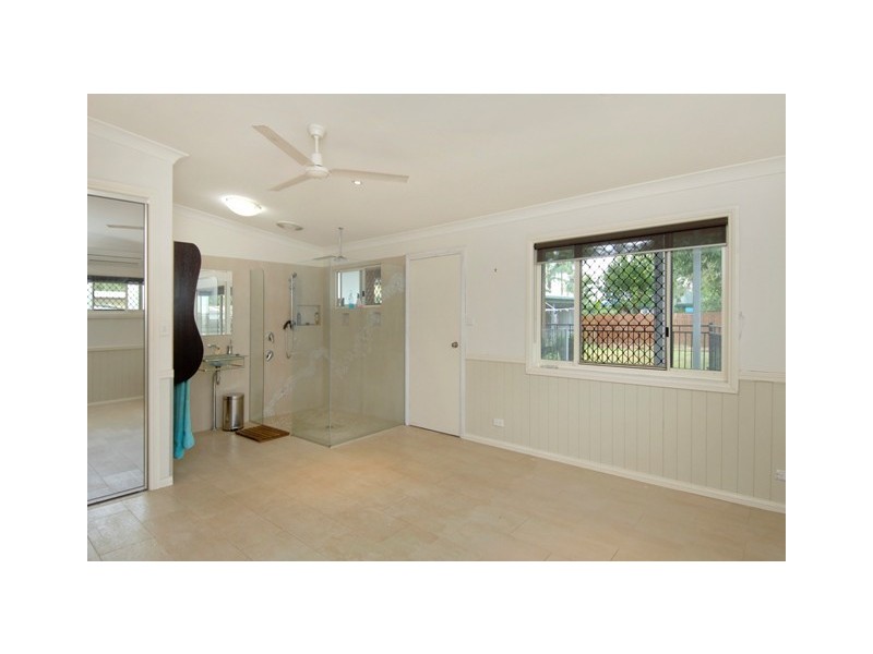 Edge Hill QLD 4870