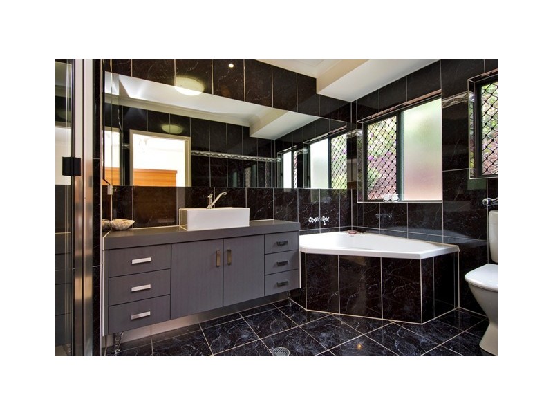 Mount Sheridan QLD 4868