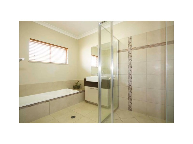 6  Turon Close, Bentley Park QLD 4869