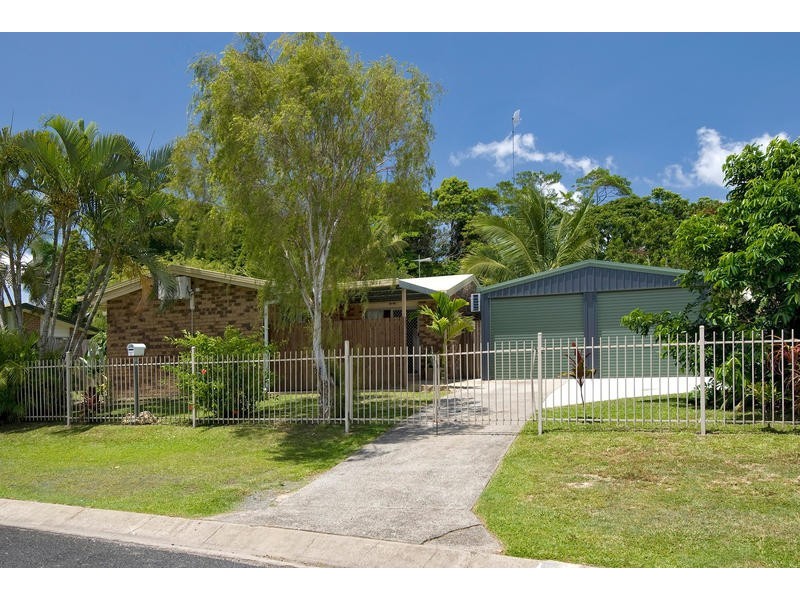 36 Long Street, Mooroobool QLD 4870
