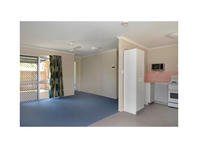 36 Long Street, Mooroobool QLD 4870