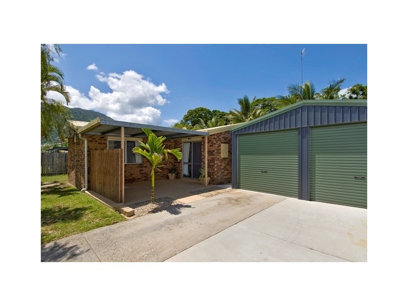 36 Long Street, Mooroobool QLD 4870