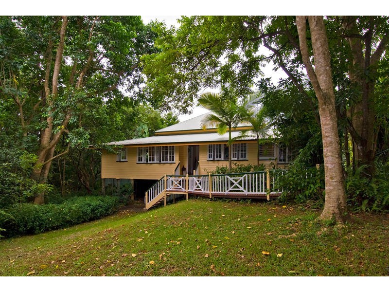 . Brinsmead Road, Brinsmead QLD 4870