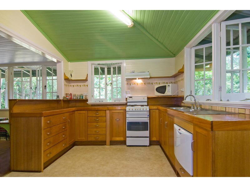 . Brinsmead Road, Brinsmead QLD 4870