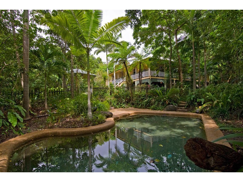 . Brinsmead Road, Brinsmead QLD 4870