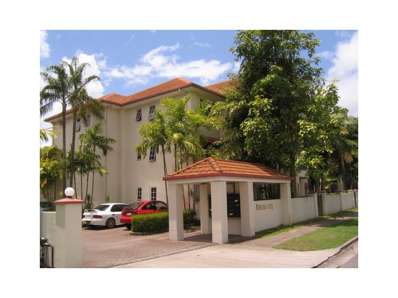 Cairns North QLD 4870