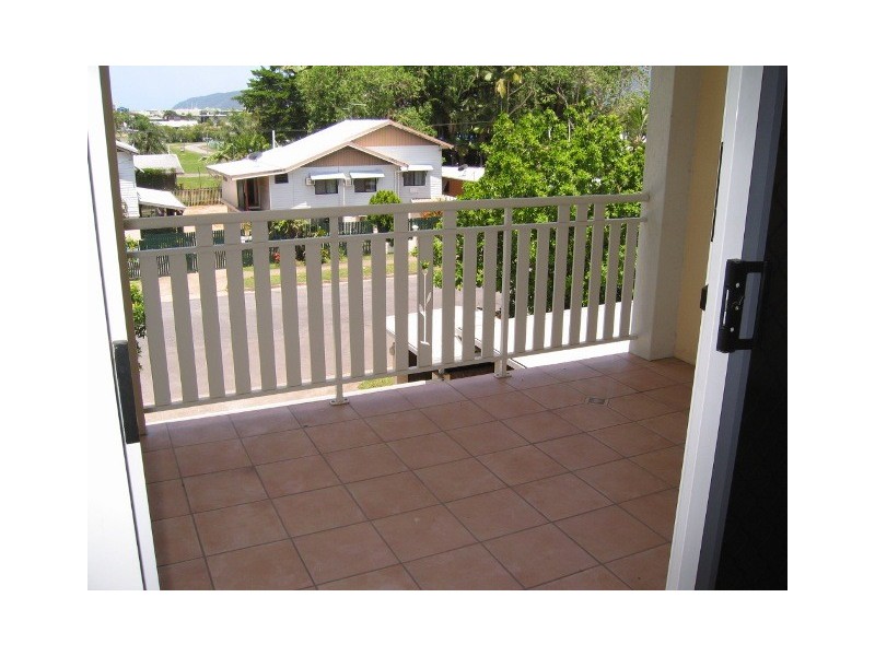 8/190 Buchan Street, Bungalow QLD 4870