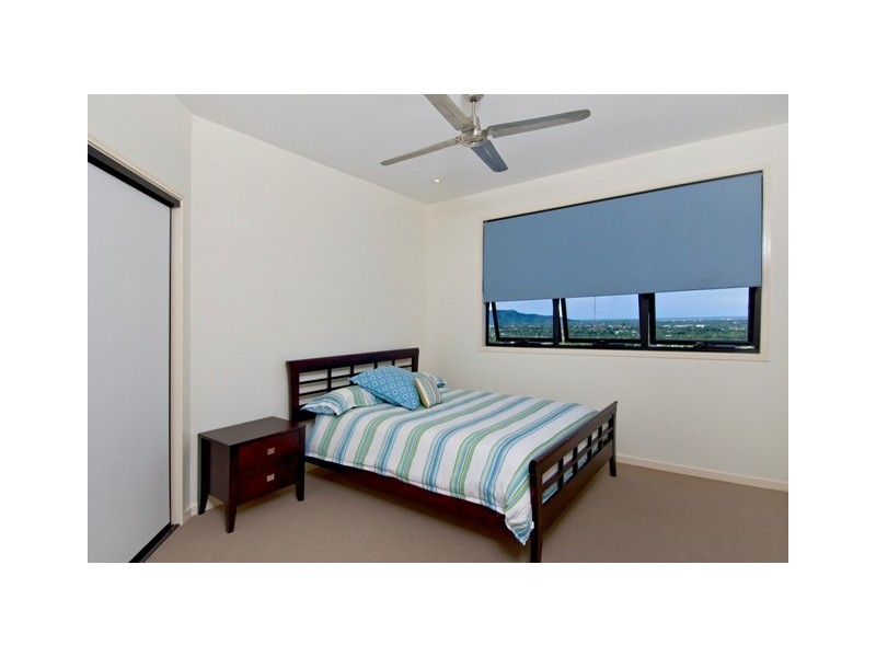 10  Kingfisher Close, Earlville QLD 4870