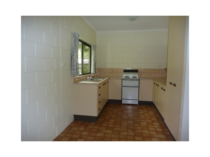 26 McFarlane Drive, Kanimbla QLD 4870