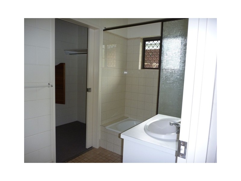 26 McFarlane Drive, Kanimbla QLD 4870