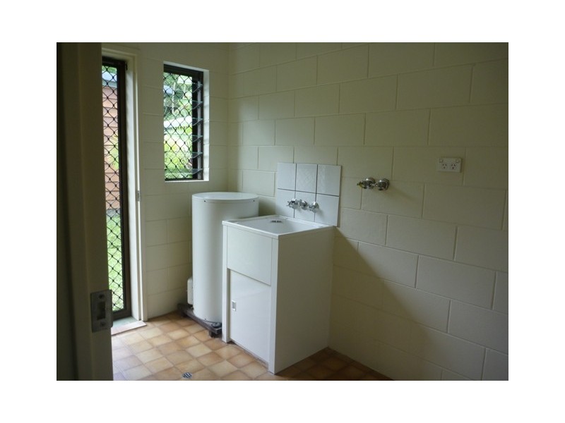 26 McFarlane Drive, Kanimbla QLD 4870